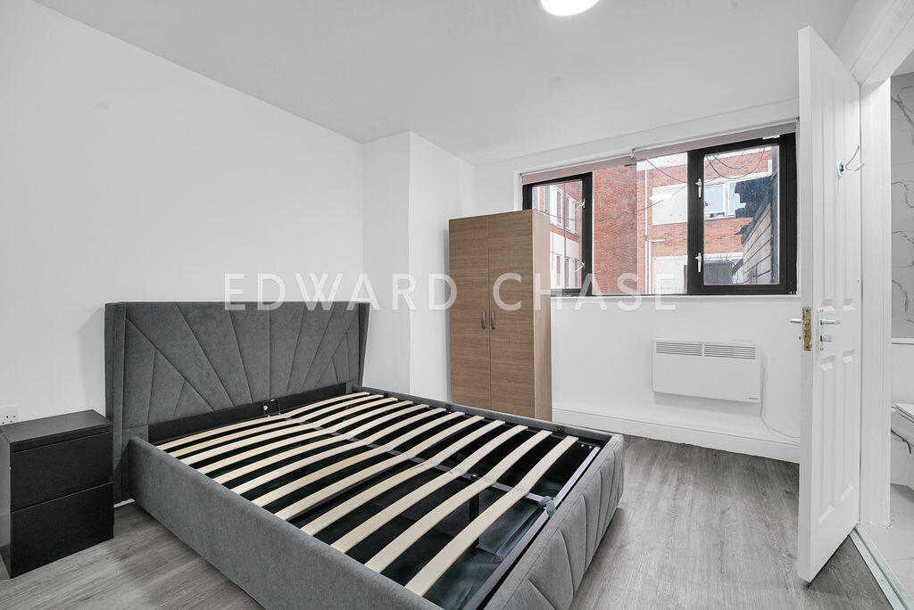 4 bed HMO for rent in Ilford. From Edward Chase - Ilford