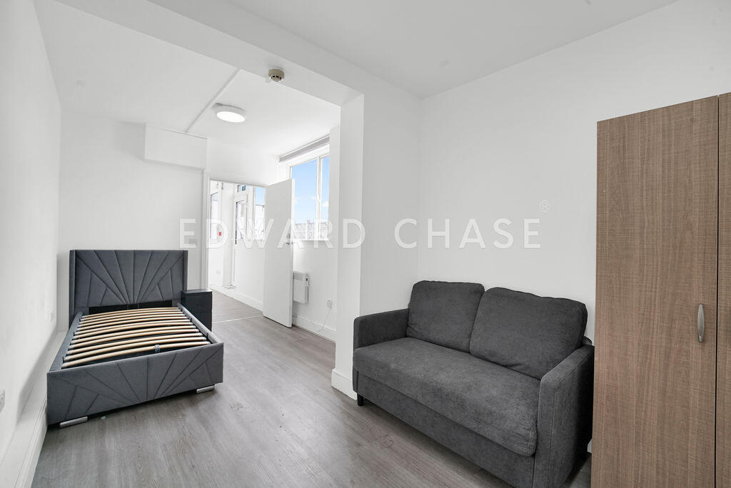 4 bed HMO for rent in Ilford. From Edward Chase - Ilford