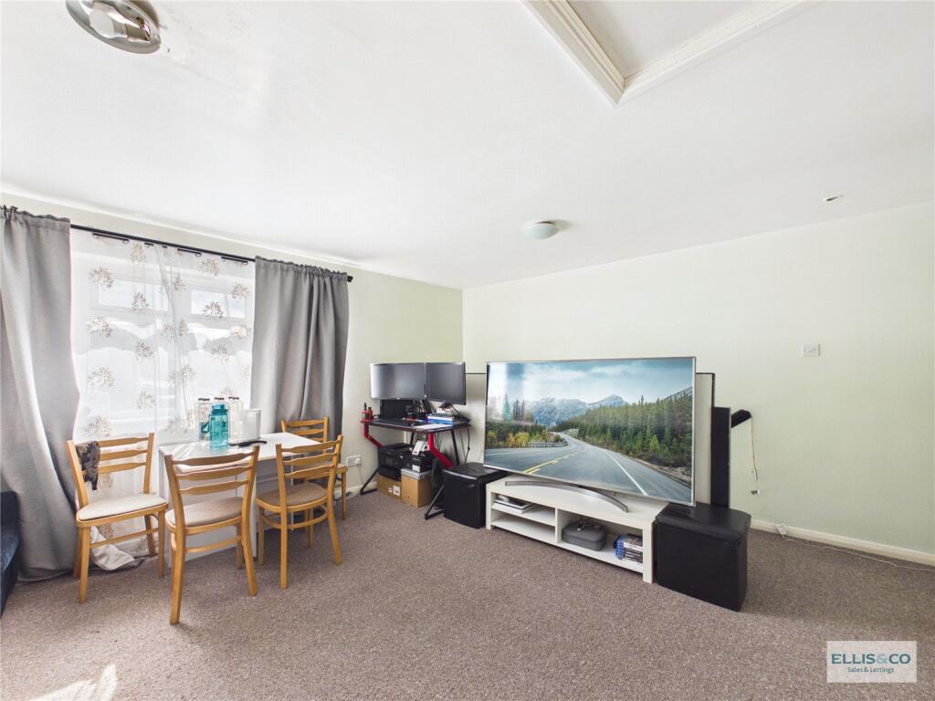 1 bed Apartment for rent in Stanmore. From Ellis & Co - Kenton