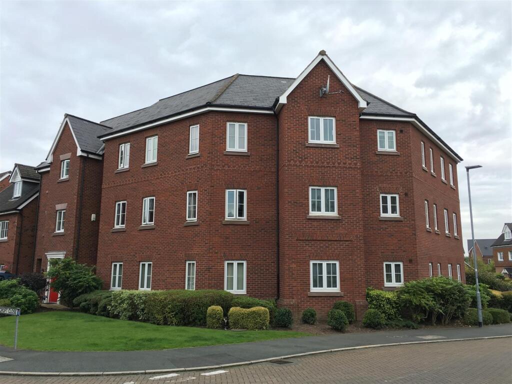 2 bed Apartment for rent in Heatley. From Benson Bunch - Wilmslow