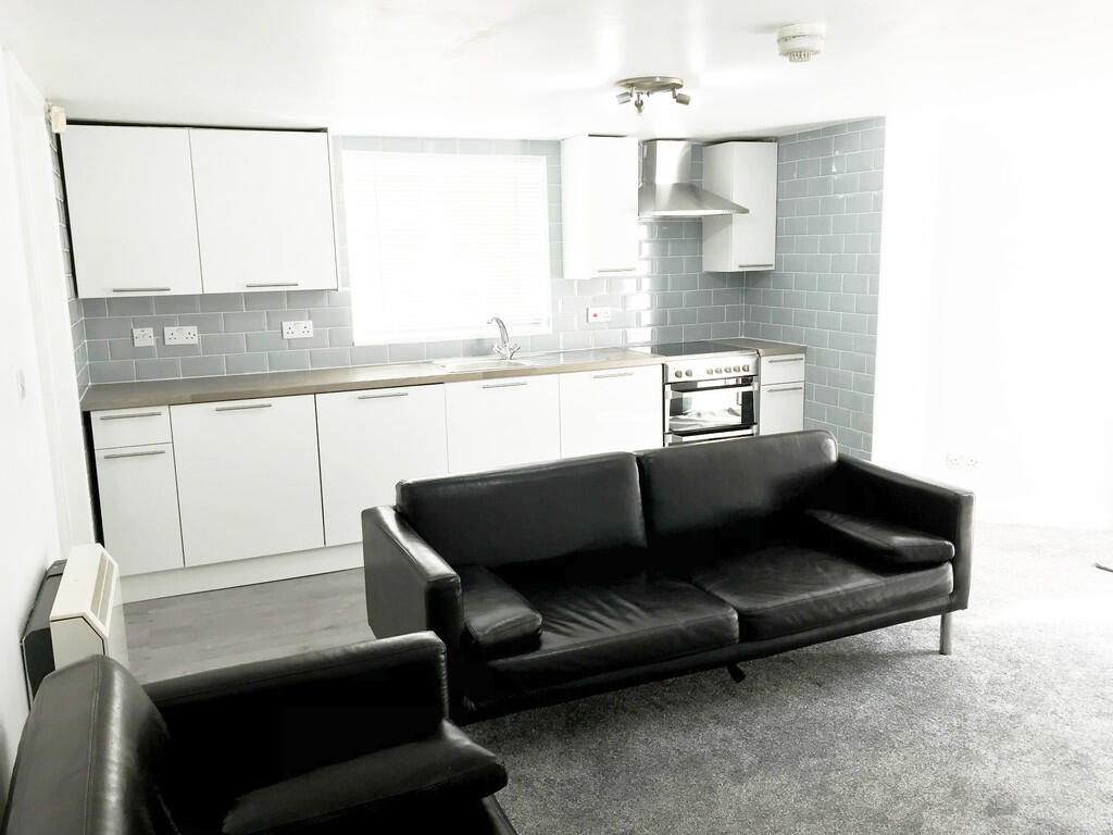 2 bed Apartment for rent in Stretford. From Emma Hatton - Manchester
