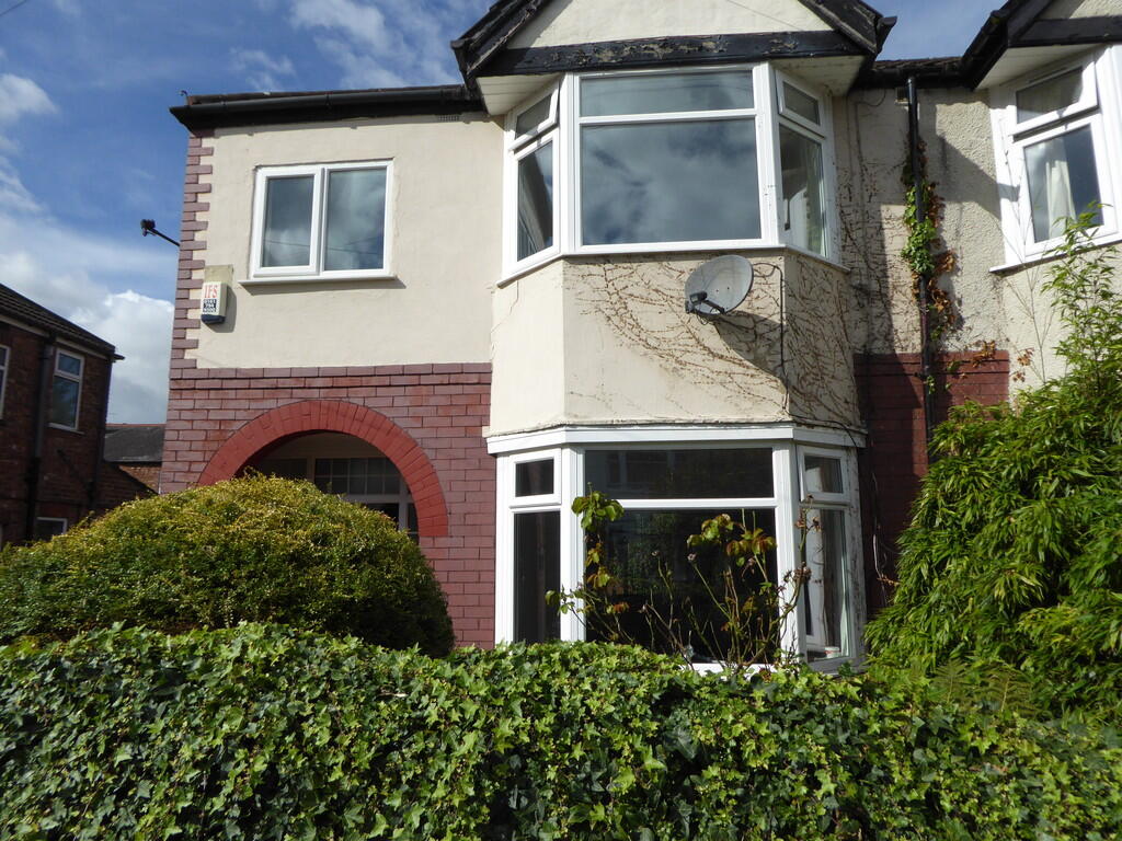 3 bed Semi Detached for rent in Stretford. From Emma Hatton - Manchester 3 bed Semi Detached for rent in Stretford. From Emma Hatton - Manchester