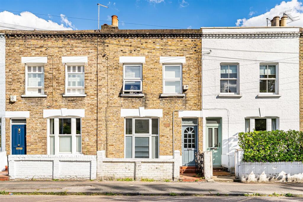 1 bed Not Specified for rent in Leyton. From Estates East - Leyton and Leytonstone 1 bed Not Specified for rent in Leyton. From Estates East - Leyton and Leytonstone