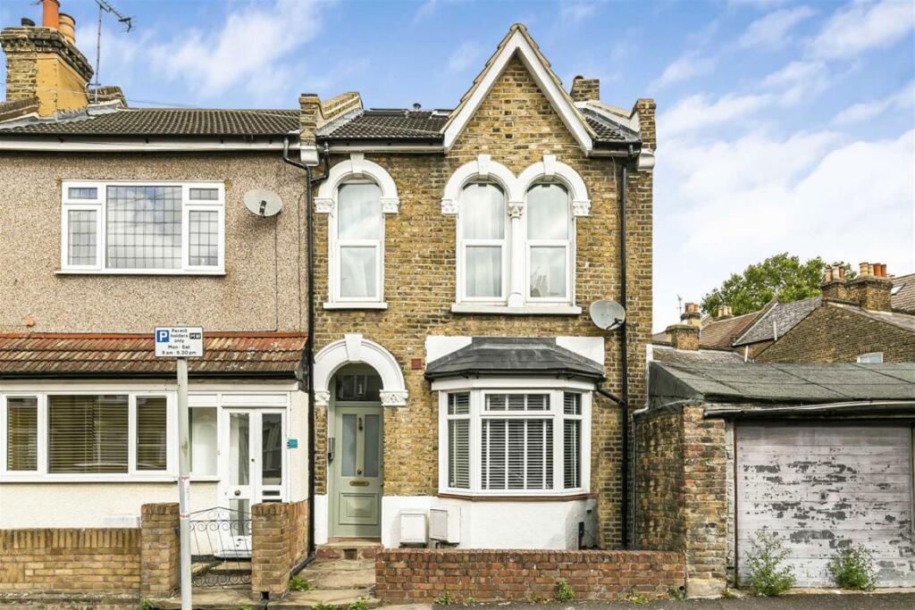 1 bed 1st Floor Flat for rent in Walthamstow. From Estates East - Leyton and Leytonstone