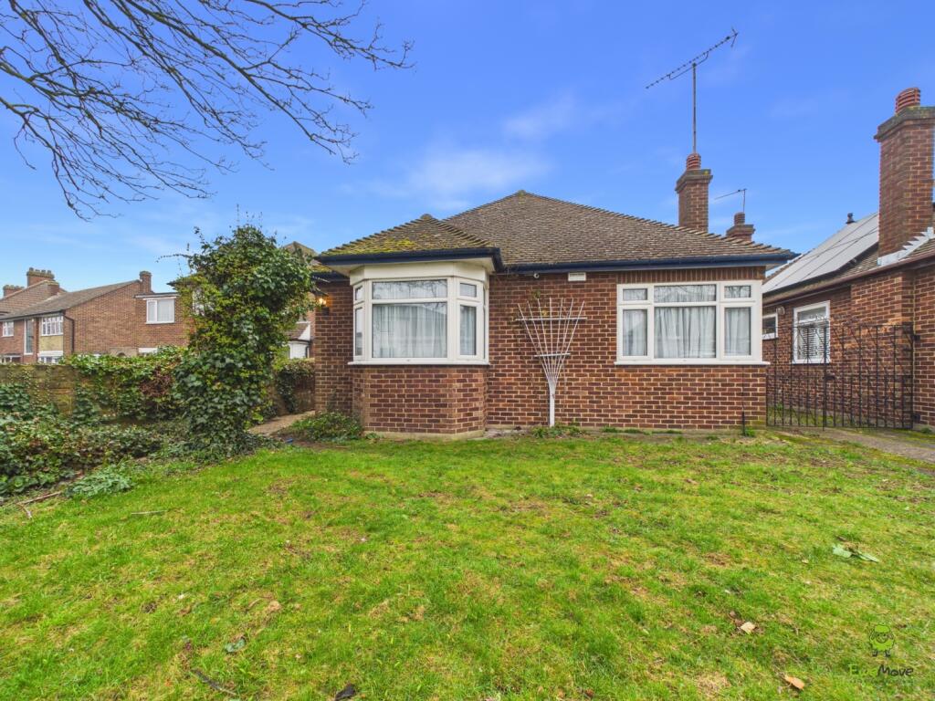 3 bed Detached bungalow for rent in Erith. From EweMove - Bexleyheath 3 bed Detached bungalow for rent in Erith. From EweMove - Bexleyheath