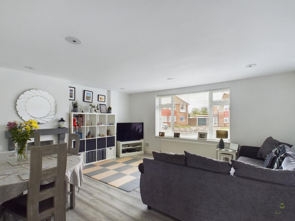 3 bed Semi Detached for rent in Crayford. From EweMove - Bexleyheath 3 bed Semi Detached for rent in Crayford. From EweMove - Bexleyheath