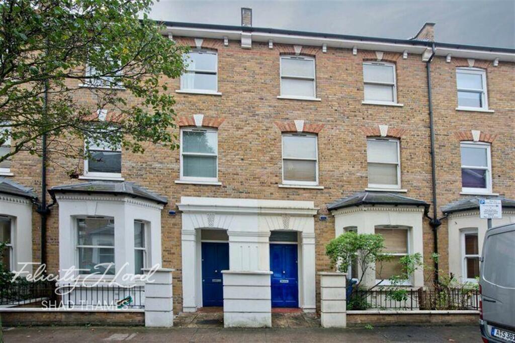 4 bed Detached House for rent in Bermondsey. From Felicity J Lord - Shad Thames Lettings