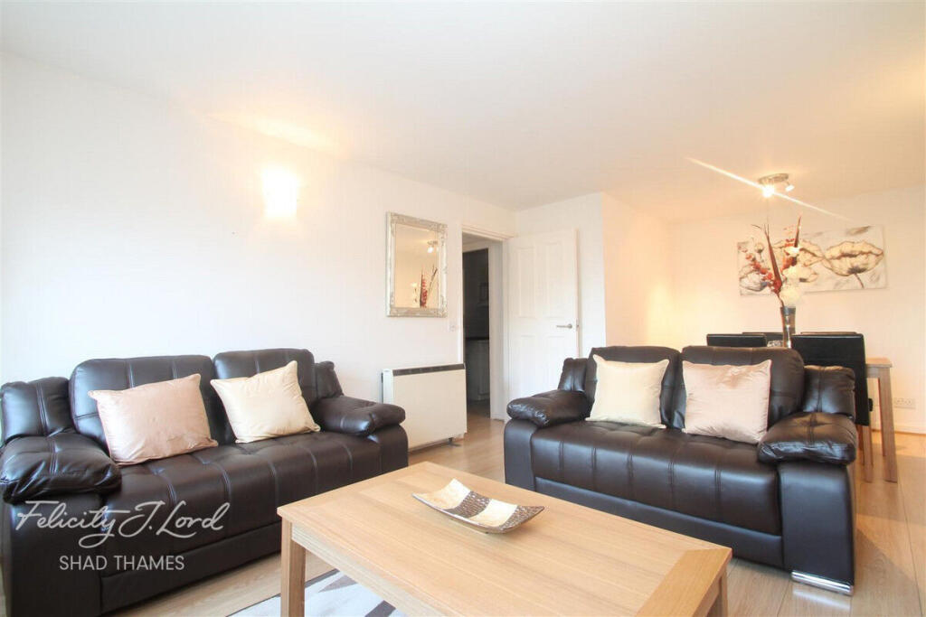 2 bed 1st Floor Flat for rent in Bermondsey. From Felicity J Lord - Shad Thames
