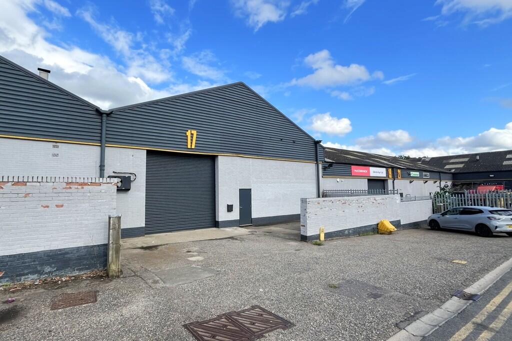 4 bed ( Indus ) - B2 Heavy Indust for rent in South Woodham Ferrers. From Fenn Wright - Chelmsford