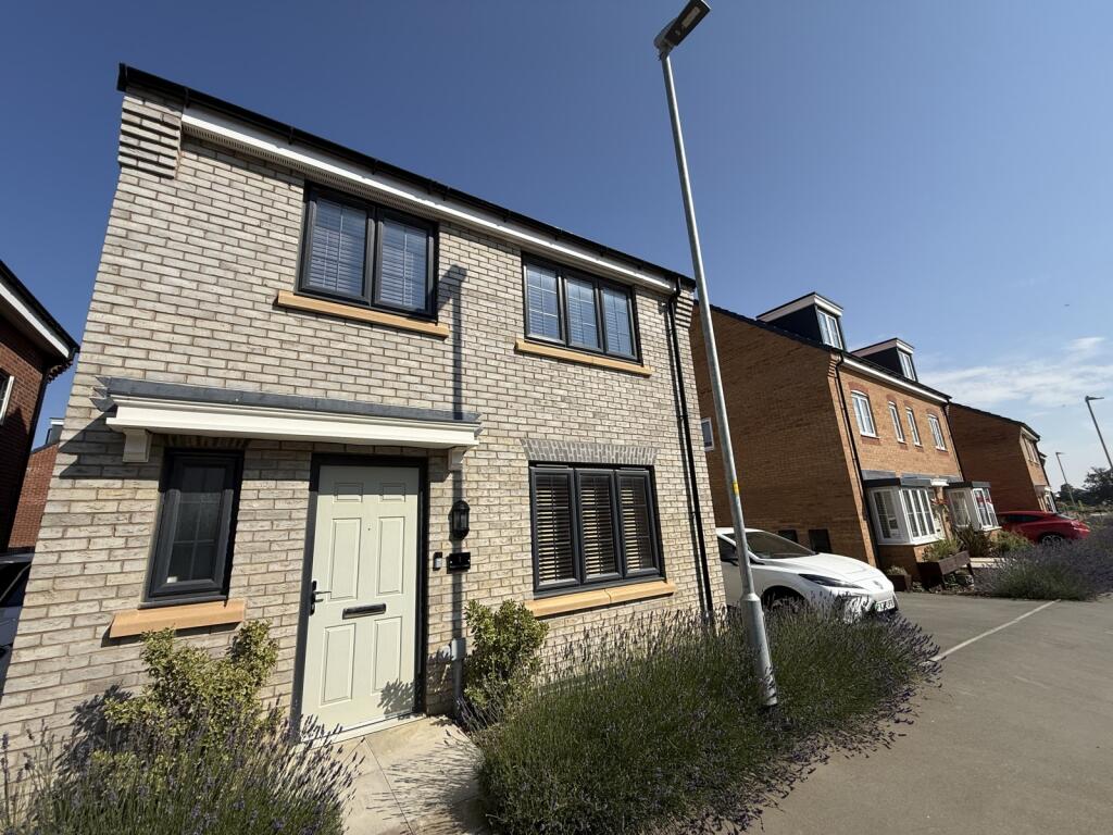 4 bed Detached for rent in Sleaford. From Bentons - Melton Mowbray