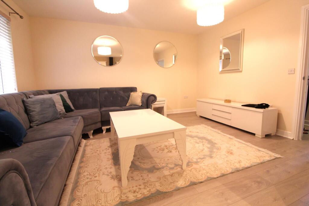 1 bed 1st Floor Flat for rent in Gilston. From Filey Properties - Enfield - Lettings