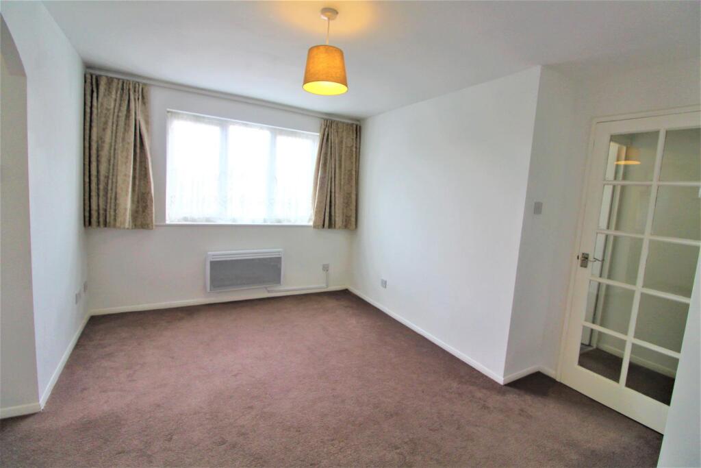 0 bed 1st Floor Flat for rent in Waltham Cross. From Filey Properties - Enfield - Lettings