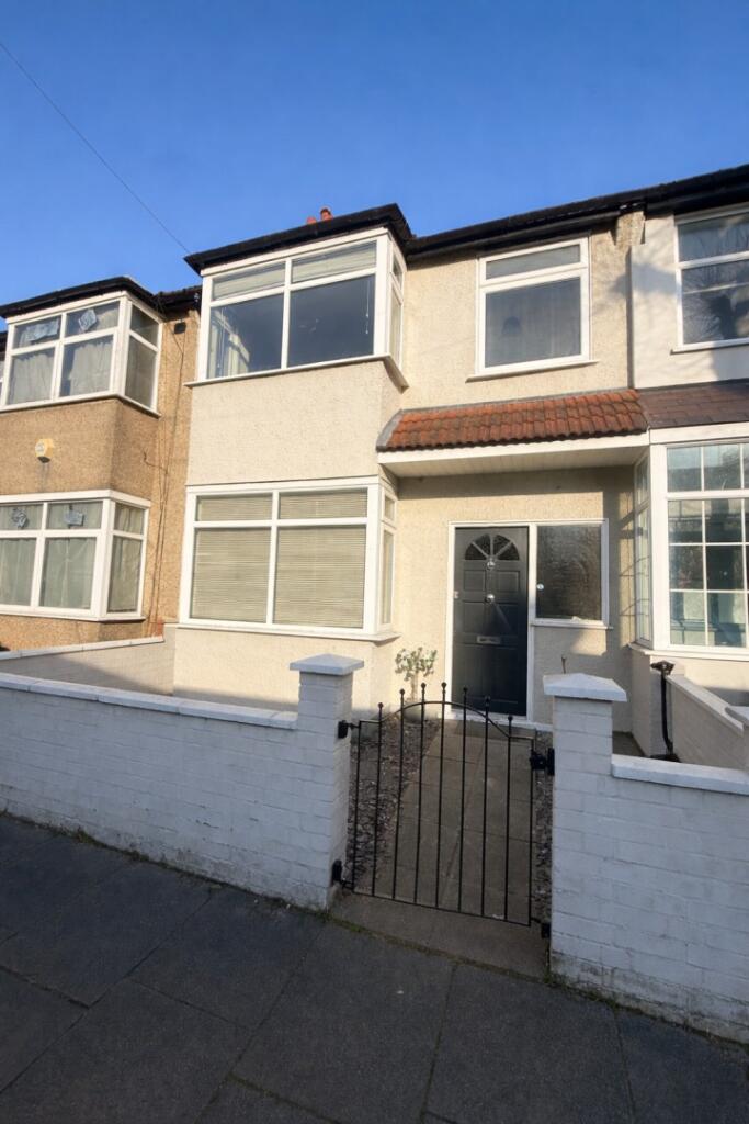 4 bed Mid Terraced House for rent in Edmonton. From Filey Properties - Enfield - Lettings