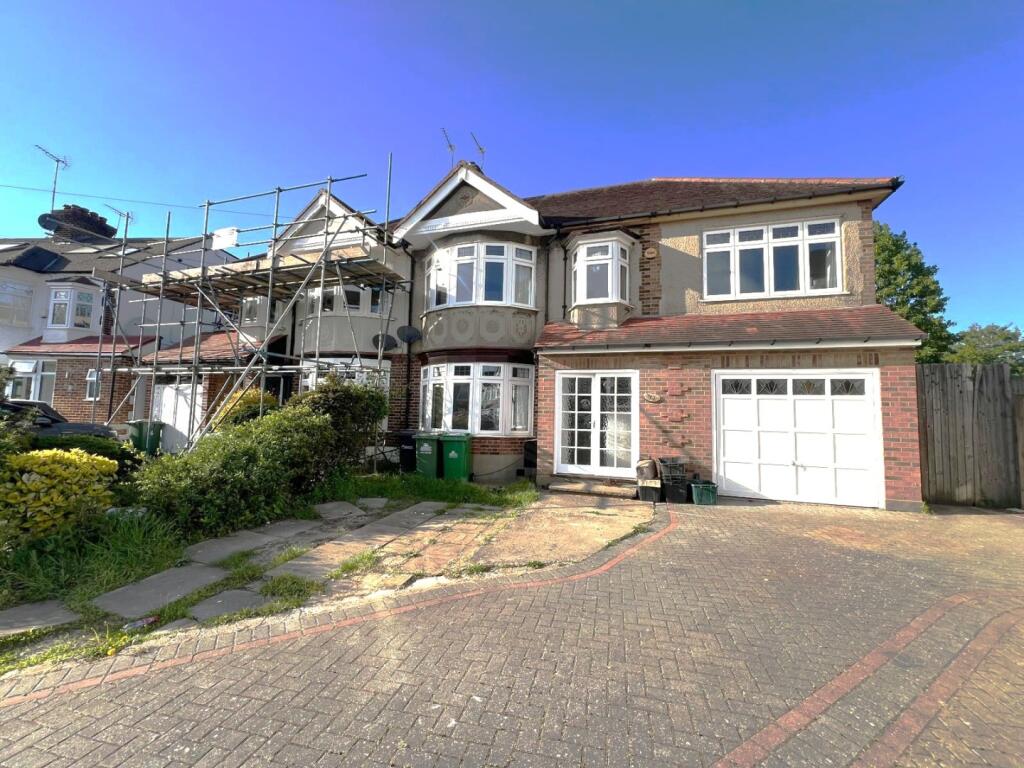 4 bed Mid Terraced House for rent in Cheshunt. From Filey Properties - Enfield - Lettings