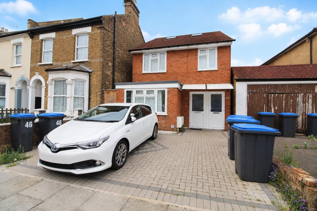 3 bed 1st Floor Flat for rent in Waltham Cross. From Filey Properties - Enfield - Lettings 3 bed 1st Floor Flat for rent in Waltham Cross. From Filey Properties - Enfield - Lettings