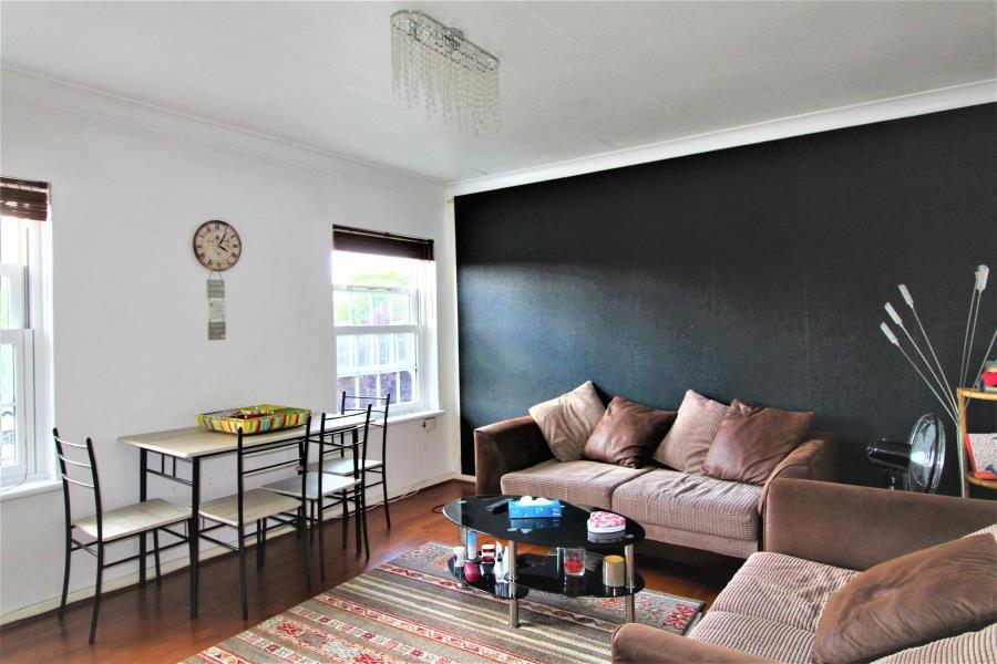 2 bed 1st Floor Flat for rent in Crews Hill. From Filey Properties - Enfield - Lettings