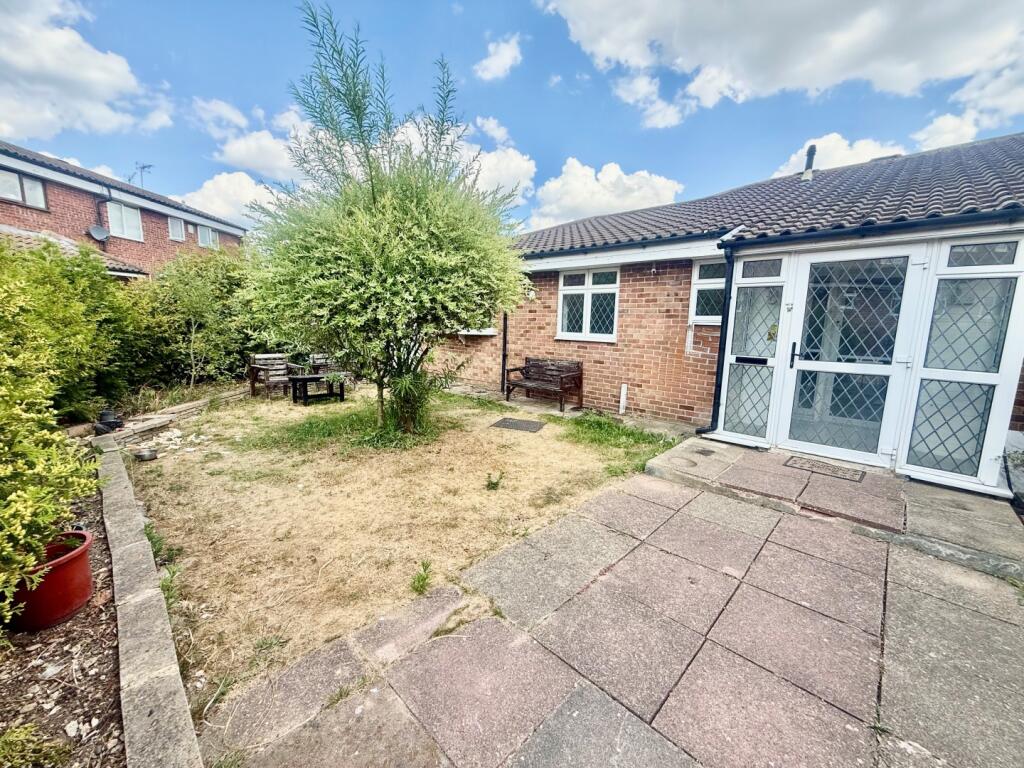 2 bed Bungalow for rent in Goff's Oak. From Filey Properties - Enfield - Lettings 2 bed Bungalow for rent in Goff's Oak. From Filey Properties - Enfield - Lettings