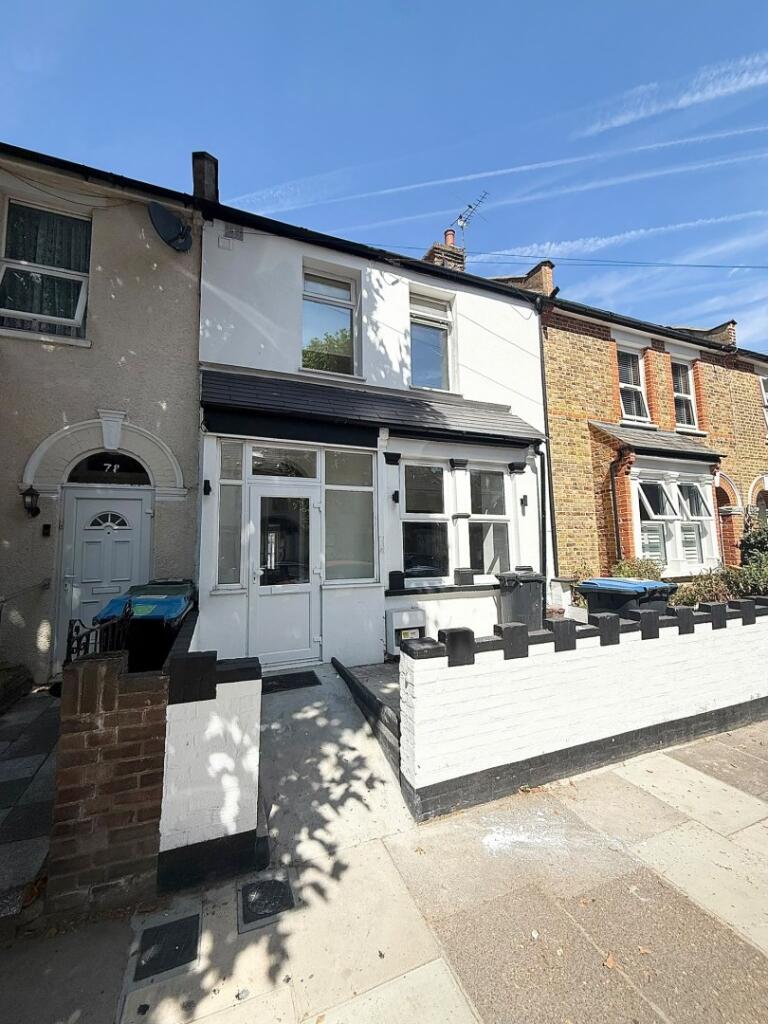 4 bed Mid Terraced House for rent in Edmonton. From Filey Properties - Enfield - Lettings