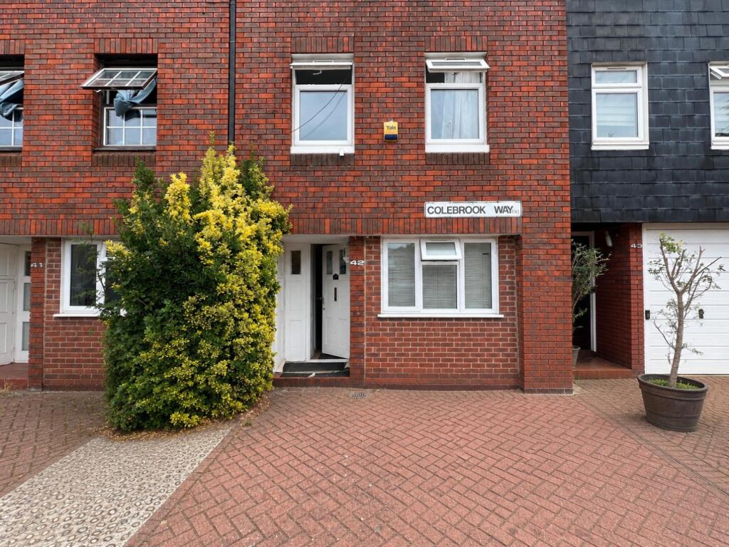 4 bed Mid Terraced House for rent in Friern Barnet. From Filey Properties - Enfield - Lettings 4 bed Mid Terraced House for rent in Friern Barnet. From Filey Properties - Enfield - Lettings