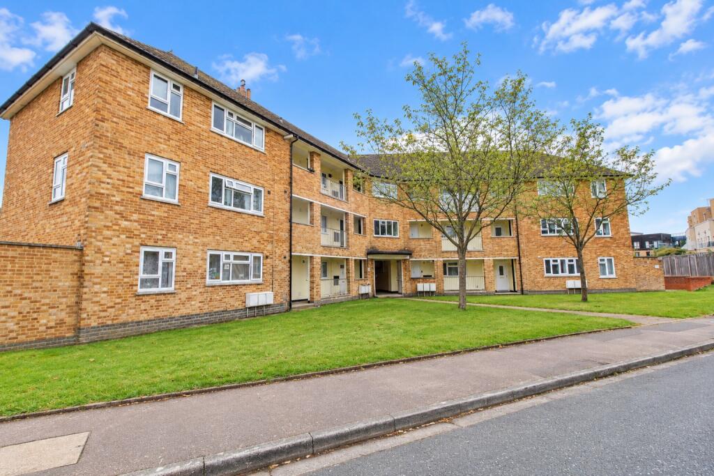 1 bed 1st Floor Flat for rent in Hertford. From Filey Properties - Enfield - Lettings 1 bed 1st Floor Flat for rent in Hertford. From Filey Properties - Enfield - Lettings