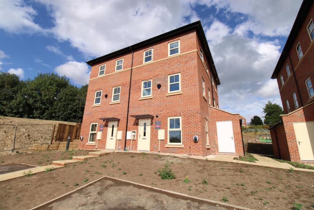 2 bed Semi Detached for rent in Leeds. From BEYOND RESIDENTIAL LIMITED - Salford Quays 2 bed Semi Detached for rent in Leeds. From BEYOND RESIDENTIAL LIMITED - Salford Quays