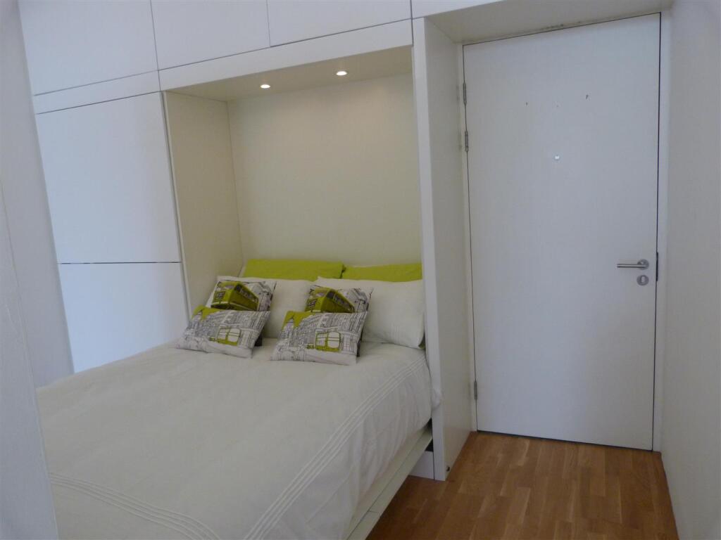 0 bed Studio for rent in Salford. From BEYOND RESIDENTIAL LIMITED - Salford Quays