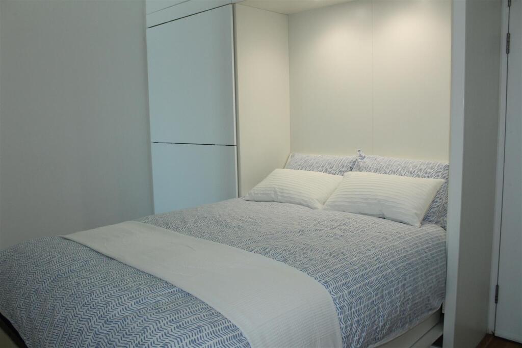 0 bed Studio for rent in Salford. From BEYOND RESIDENTIAL LIMITED - Salford Quays