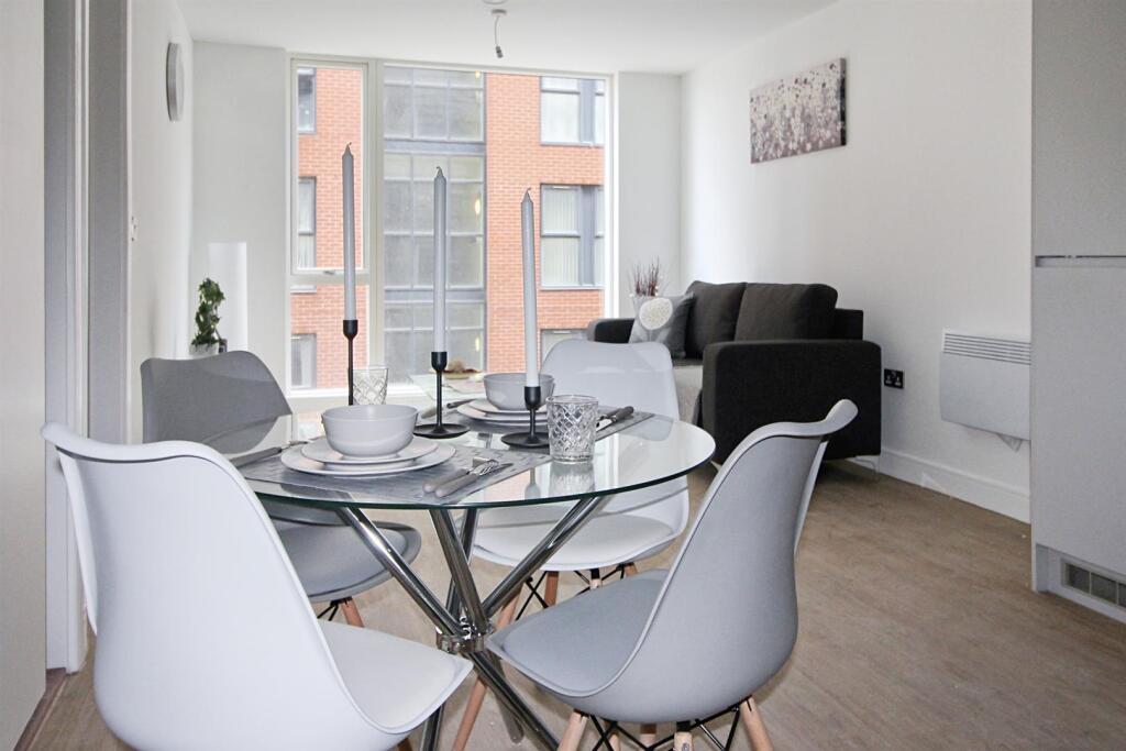 1 bed Apartment for rent in Manchester. From BEYOND RESIDENTIAL LIMITED - Salford Quays