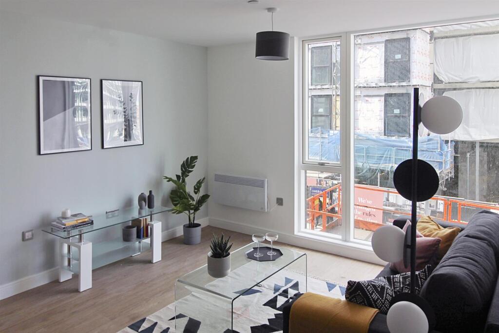 2 bed Apartment for rent in Manchester. From BEYOND RESIDENTIAL LIMITED - Salford Quays