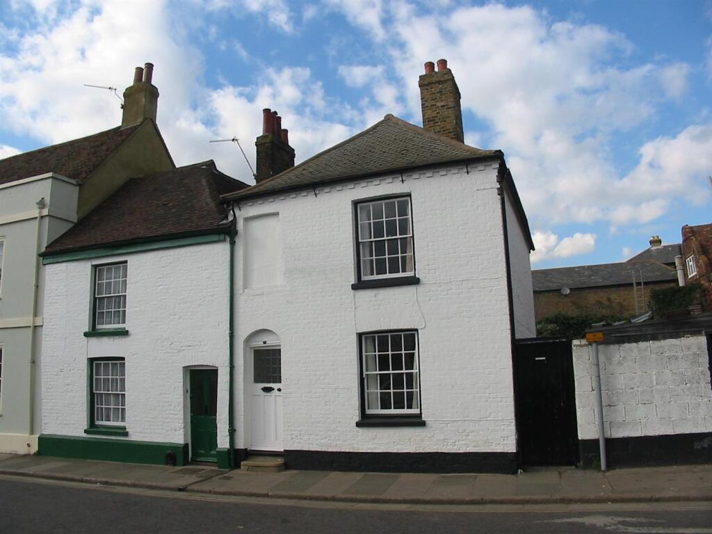 2 bed Cottage for rent in Sandwich. From Finn's - Sandwich