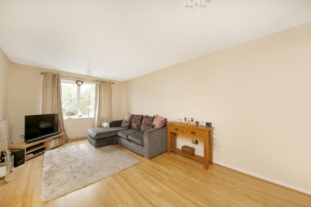 1 bed Apartment for rent in Catford. From Fish Need Water - London