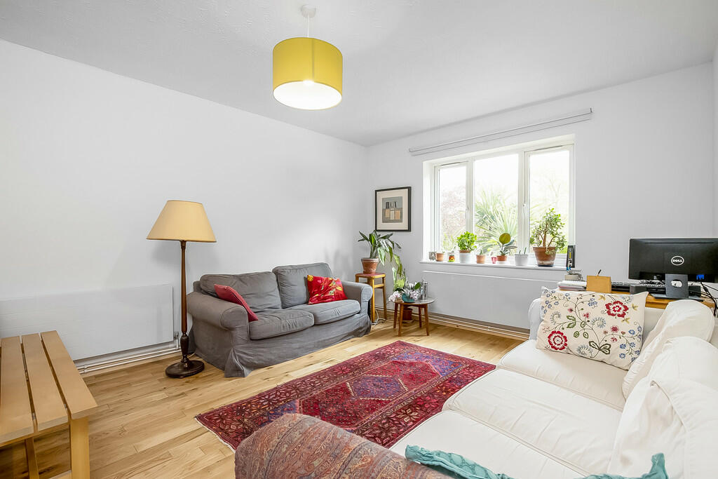 2 bed Apartment for rent in Camberwell. From Fish Need Water - London