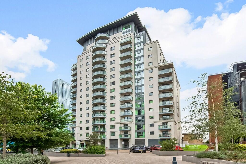2 bed Apartment for rent in Poplar. From Fish Need Water - London
