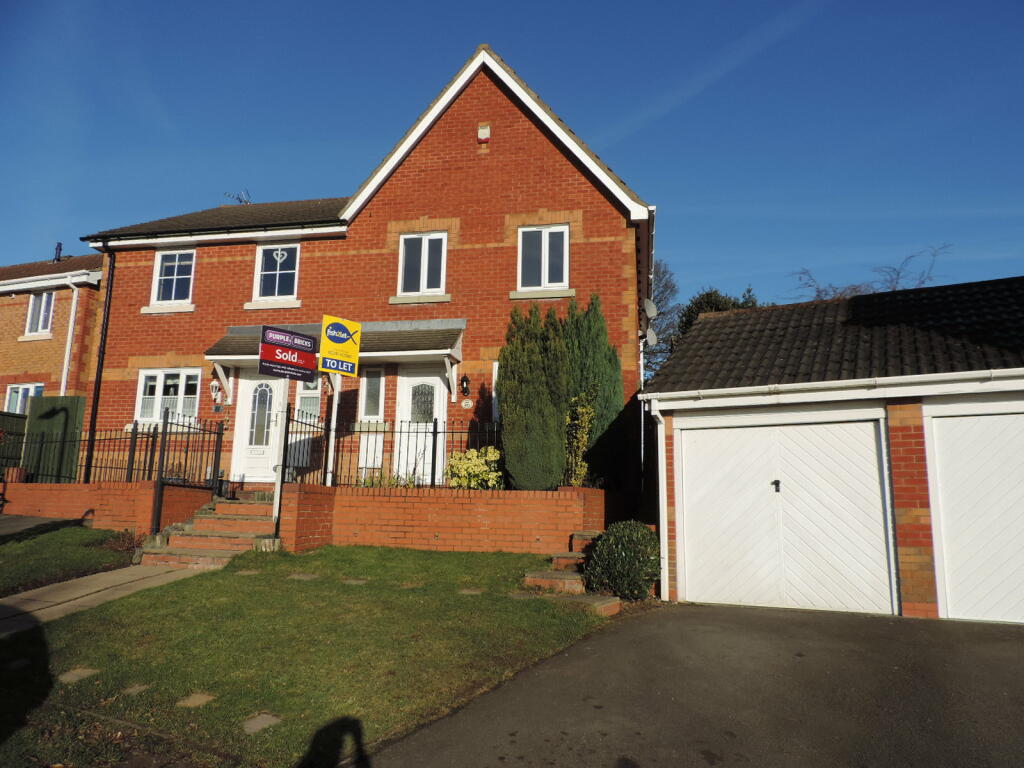 3 bed Semi-Detached House for rent in Whitwick. From Fish2let.com - Ashby-De-La-Zouch