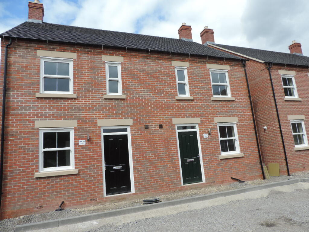 2 bed Semi Detached for rent in Swadlincote. From Fish2let.com - Ashby-De-La-Zouch