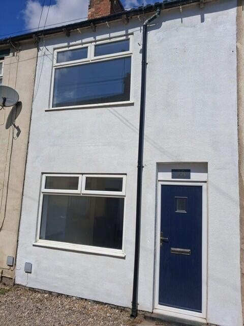 2 bed Mid Terraced House for rent in Swadlincote. From Fish2let.com - Ashby-De-La-Zouch