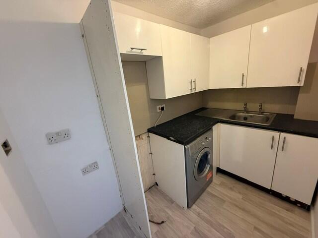1 bed Apartment for rent in Tamworth. From Fish2let.com - Ashby-De-La-Zouch