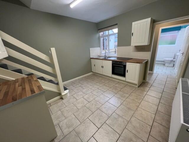 2 bed Mid Terraced House for rent in Woodville. From Fish2let.com - Ashby-De-La-Zouch