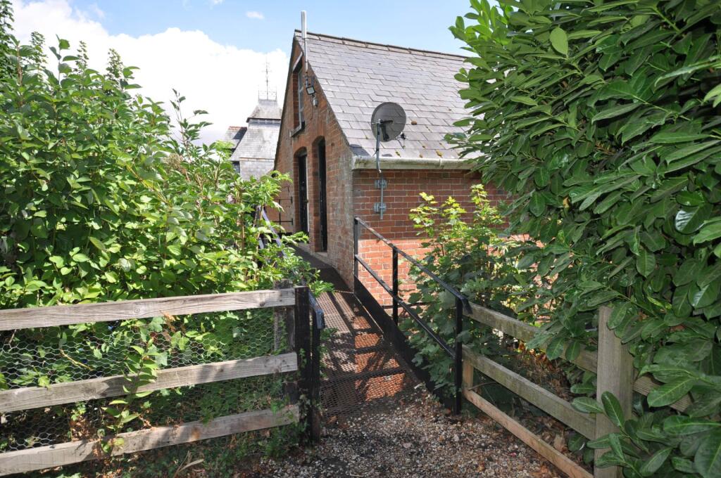 3 bed Apartment for rent in Marlborough. From Birkmyre Property Consultants - Marlborough 3 bed Apartment for rent in Marlborough. From Birkmyre Property Consultants - Marlborough
