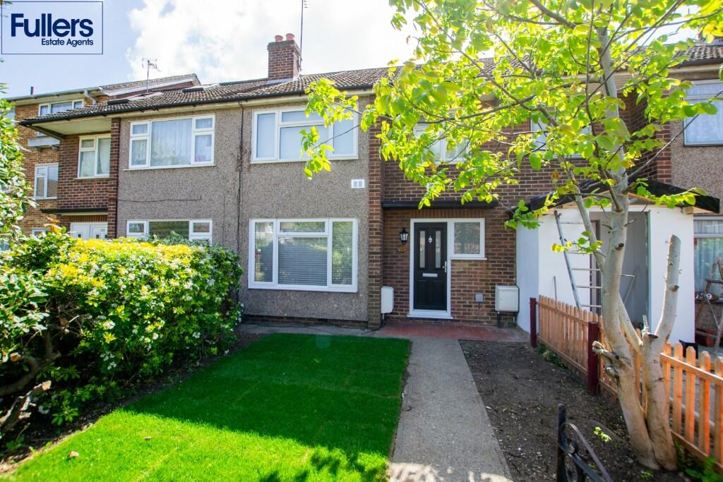 3 bed Mid Terraced House for rent in Waltham Cross. From Fullers Estates - London