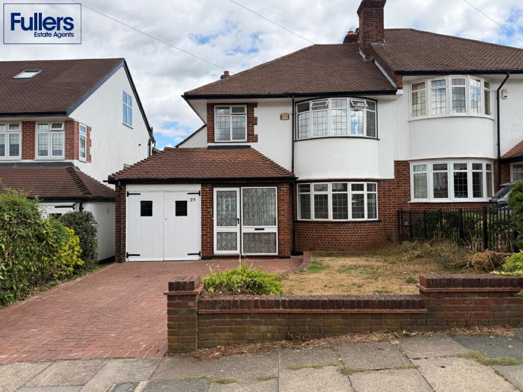 3 bed Semi Detached for rent in Southgate. From Fullers Estates - London 3 bed Semi Detached for rent in Southgate. From Fullers Estates - London