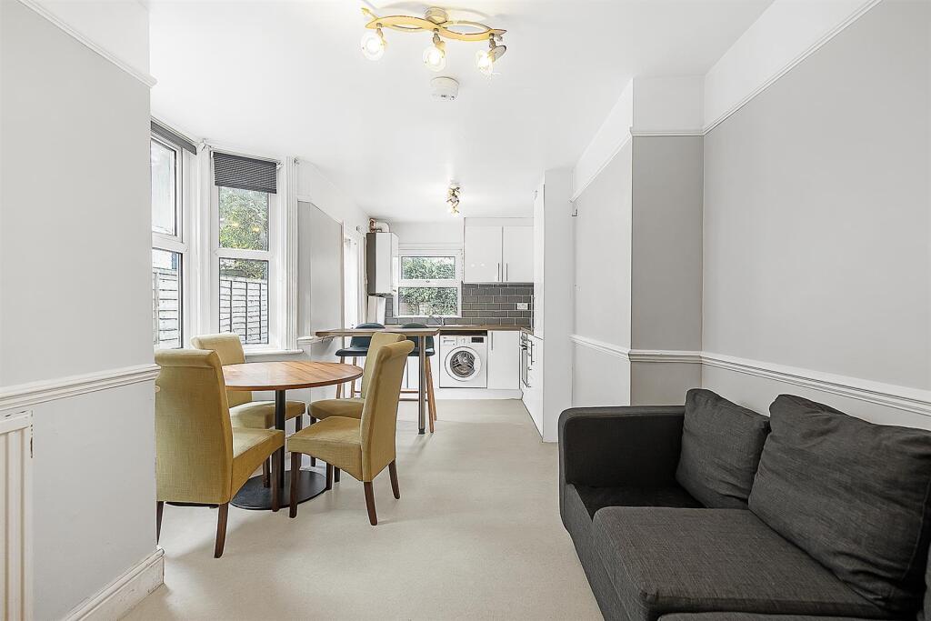 4 bed Mid Terraced House for rent in Camberwell. From Gareth James Property - South East London