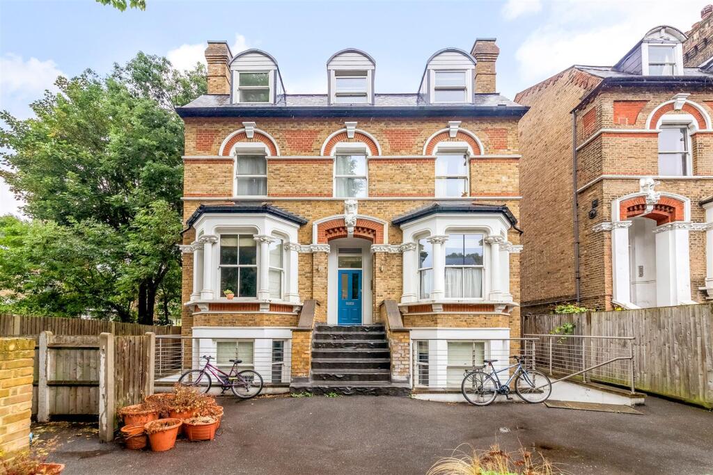1 bed 1st Floor Flat for rent in Deptford. From Gareth James Property - South East London