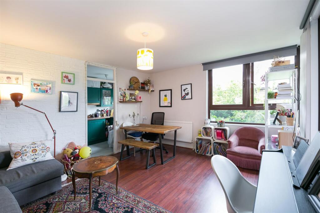 1 bed Apartment for rent in Camberwell. From Gareth James Property - South East London 1 bed Apartment for rent in Camberwell. From Gareth James Property - South East London