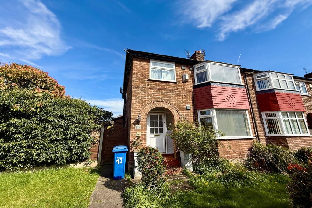 3 bed Semi Detached for rent in Cheadle. From Gascoigne Halman - Cheadle