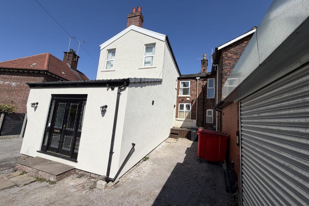 2 bed Apartment for rent in Cheadle Hulme. From Gascoigne Halman - Cheadle