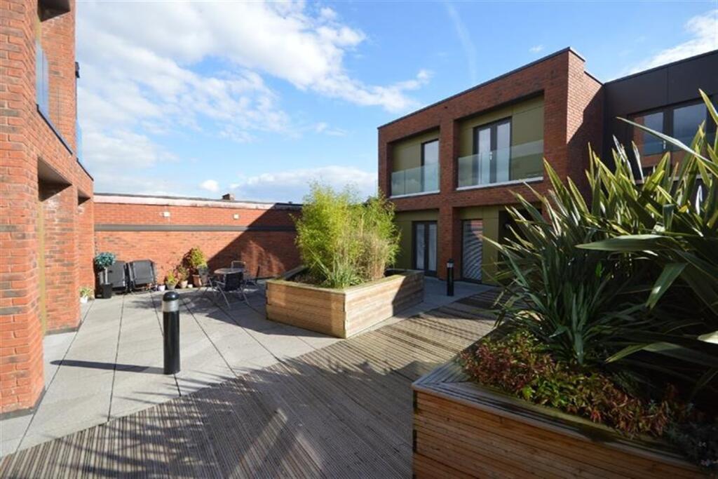 2 bed Apartment for rent in Cheadle. From Gascoigne Halman - Cheadle