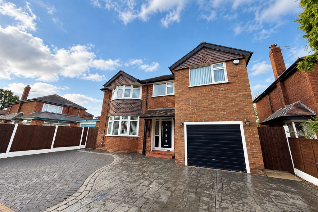 5 bed Detached for rent in Cheadle. From Gascoigne Halman - Cheadle 5 bed Detached for rent in Cheadle. From Gascoigne Halman - Cheadle