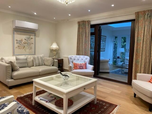 4 bed Bungalow for rent in Leatherhead. From Gascoigne-Pees Lettings - Esher