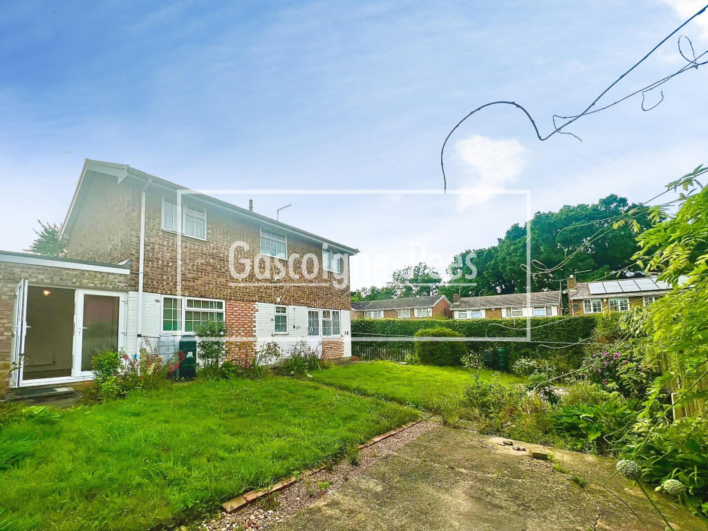 4 bed Detached for rent in Woking. From Gascoigne-Pees Lettings - Esher 4 bed Detached for rent in Woking. From Gascoigne-Pees Lettings - Esher